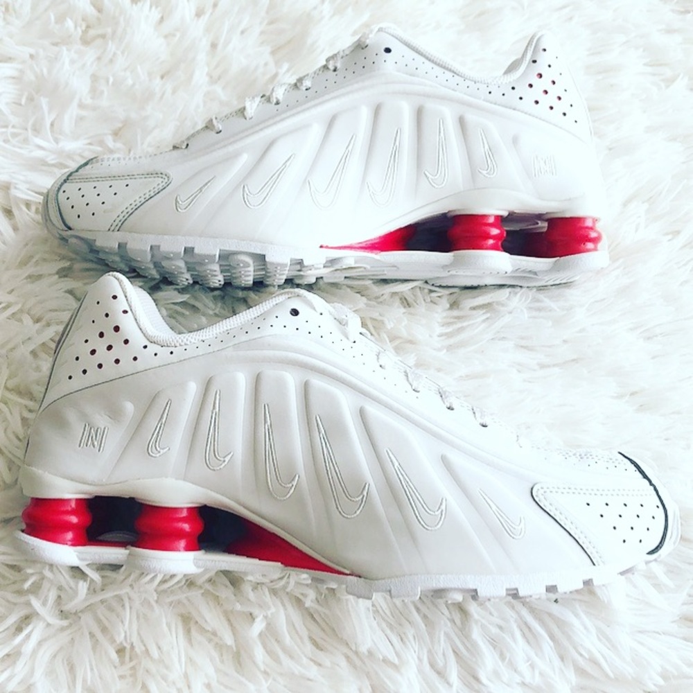NIKE SHOX R4 NEYMAR JR SNEAKERS - Picture 4 of 10
